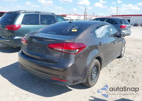 2017 Kia Forte Lx z USA, uszkodzony, nr VIN 3KPFL4A73HE063486